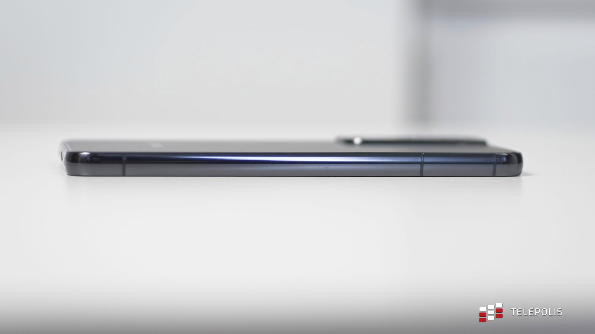 Paradoks samsunga: tak nudny, że aż genialny - test Samsung Galaxy S22